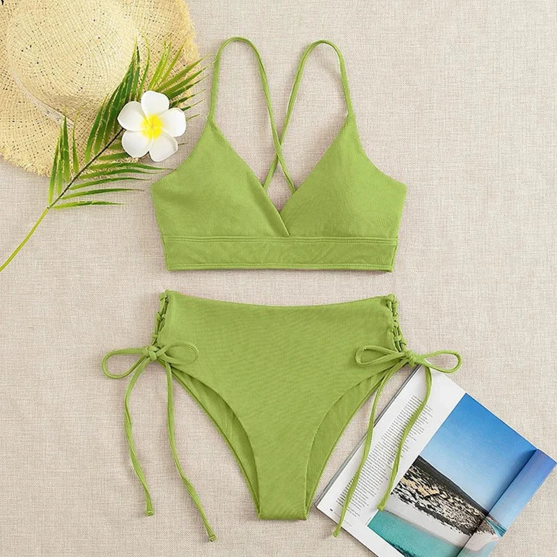 Biquíni Nidóre High-Waist – Elegância e Conforto